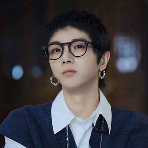 正品华晨宇同款黑框近视眼睛男潮流有度数防辐射抗蓝光平光眼镜女