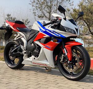 二手本田cbr600-f5趴赛机车地平线摩托车跑车cbr1000四缸水冷整车