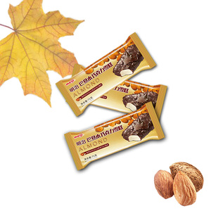 明治meiji巴旦木巧克力雪糕果仁脆皮冰淇淋71g支扁条装冰激凌人气