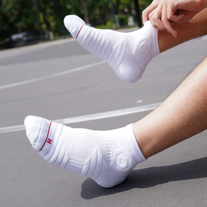 短款篮球袜男低帮羽毛球袜子加厚毛巾袜夏季薄款吸汗跑步运动短袜