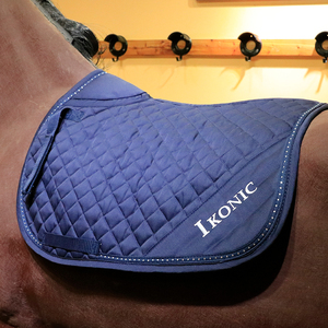 ikonic马鞍垫带钻马术运动马鞍汗垫汗屉大马小马吸汗垫减震马具