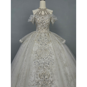法式v领白色婚纱2023新款新娘奢华重工大拖尾在逃公主冬季主纱女