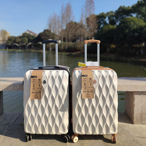 出口英国智秀旅行箱男女行李箱带扩展tsa海关密码锁20寸登机出差