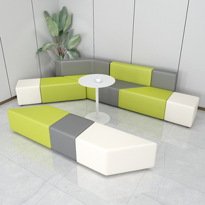 新款幼儿园学校阅览室早教启蒙中心大厅休息区创意异形沙发组合凳