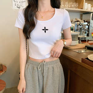 网红白色t恤女低领