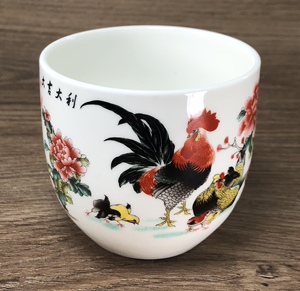 景德镇陶瓷四两杯白酒杯复古风家用骨瓷奶杯喜庆主人杯单杯中式杯