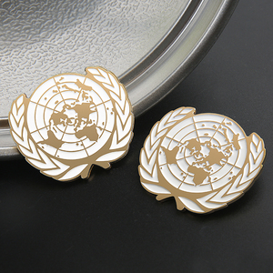 联合国维和徽章联合国维持和平金属烤漆胸章军迷领徽定做纪念章