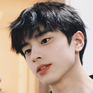 假发男短发韩版帅气自然逼真齐刘海男短卷发蓬松日常cos全头套式