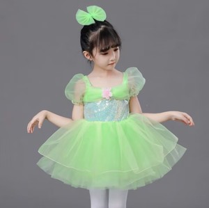 新款六一儿童演出服幼儿园绿色蓬蓬纱裙亮片公主裙舞蹈表演服装女