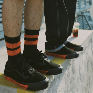 2022春夏款WTAPS刘耀文同款日潮黑橙黑红低帮一脚蹬男鞋滑板鞋