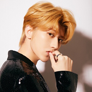 日本购易烊千玺假发男短发同款韩版时尚潮流中c分短直发帅气修脸