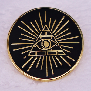 光明会三角金字塔眼睛胸针金属徽章配饰