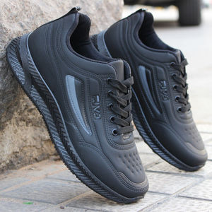 大东官方旗舰店春秋季防水运动鞋2021新款男鞋黑色皮面防臭休闲鞋