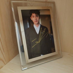 刘昊然签名照 刘昊然周边同款代言写真拍立得明信片海报娃娃礼物