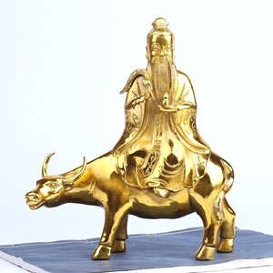 老子铜像