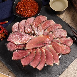 正宗香猪前腿肉卤味熟食四川丹巴特产散放养即食黑猪肉