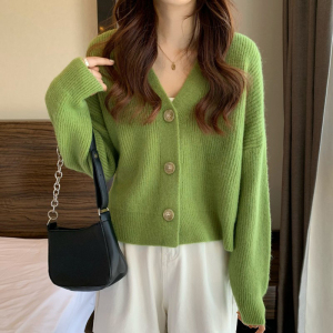 绿色v领短款开衫外套女针织早秋新款温柔毛衣上衣设计感小众外搭