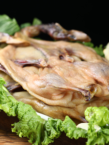 云南宜良特产佳熹农家自制风干板鸭整只少盐南京湖南四川口味