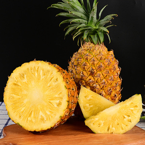 包邮海南凤梨新鲜水果海南金钻凤梨大果削皮即食无眼菠萝爆甜