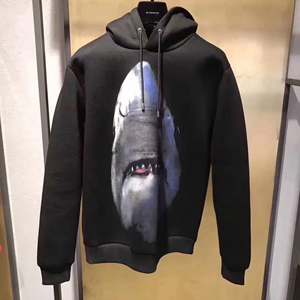 鲨鱼卫衣纪梵希