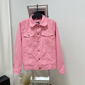 169￥lv蜜桃粉牛仔提花夹克外套