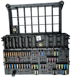 适配戴姆勒欧曼etx控制器保险丝gtl电器盒est中央配电盒前保险片