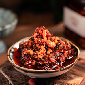 辣椒牛肉酱拌面拌饭酱四川正宗麻辣香辣酱农家下饭酱成都特产盒装