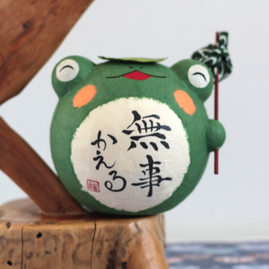 出行平安无事蛙日本进口龙虎作汽车头摆件办公桌面装饰物节日礼品