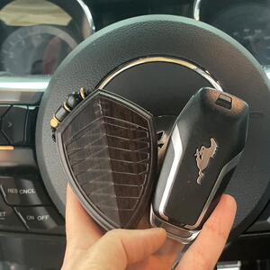 福特野马车钥匙壳改装定制紫檀实木y头钥匙壳盾牌菱形匙外w壳替换