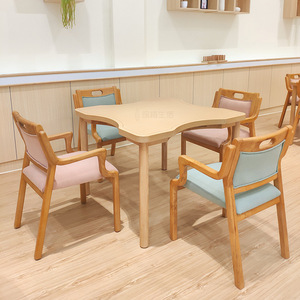 适老化实木家具简约老年公寓桌椅养老院敬老院定制方形蝴蝶餐桌子