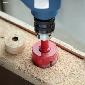 电动桌子手动开孔器木工开空衣柜铁皮木料手钻圆形塑料墙面打孔机