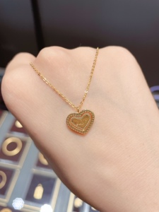 周大福专柜现货新款可旋转满满爱心love足金黄金吊坠项链女计价