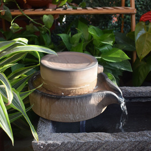 石磨流水喷泉庭院