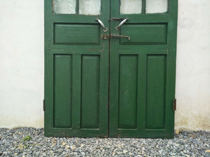 农村旧木门怀旧