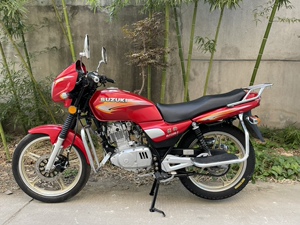 铃木摩托车电喷150cc