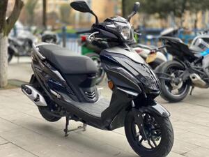 豪爵usr125单缸风冷路国四电喷虎150c踏板男女燃油山地越野摩托车