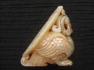 格栅堂y1546 高古(春秋国)和田白玉凤蝉摆件