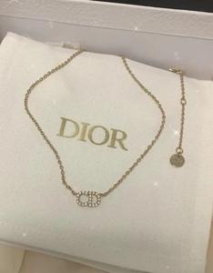 韩国代购Dior/迪奥 女士 镶钻CD锁骨链金色吊坠项链复古字母颈链