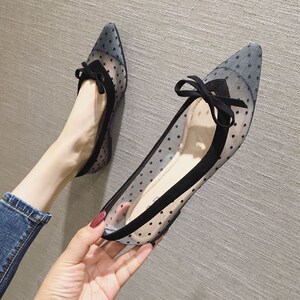 coco2020夏季新款网纱包尖头透明平底凉鞋时尚网纱女鞋