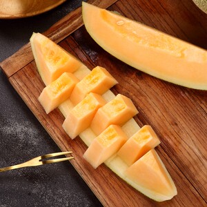 都知果 海南西州蜜哈密瓜25号一箱4-5斤当季网纹瓜新鲜水果脆甜斤