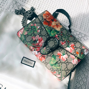 【99新未使用】gucci古奇女包酒神woc天竺葵印花链条包单肩斜挎包