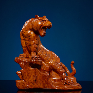 花梨木雕老虎摆件十二生肖实木质虎上山虎家居客厅装饰红木工艺品