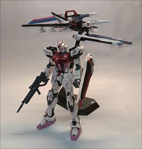 大班mg嫣红强袭1/100 拼装模型 6629 凤装备空战 送支架 大林水贴