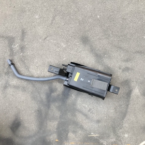 适配伊兰特悦动朗动雅绅特瑞纳索八ix35名图活性碳罐炭罐原厂件