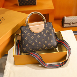 00试贸商城淘宝buyugɡlv旗舰店官网轻奢女包迷你小包包2021新款菱