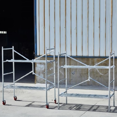 脚动脚手架e活动移动活板架支架平台家用工地钢跳手楼梯伸缩万向