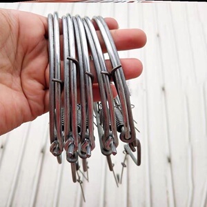 捕野神器野外夹子户外兽铁夹老鼠家用自制室内工具强力圆形夹地