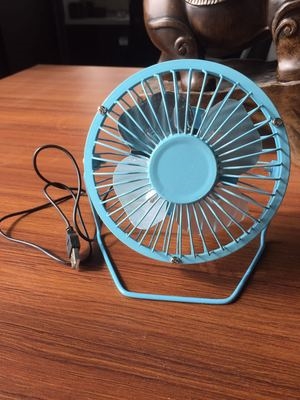 吹风机仔扇迷你冷却电风扇静音鸡蛋包邮便携式鼓风机小桌上u优品