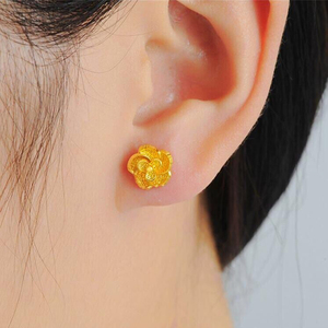 金耳环纯金周大福999足金