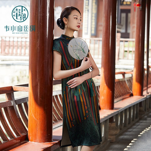 韦小宝杭州丝绸21年夏季新款真丝连衣裙气质复古印花桑蚕丝妈妈裙